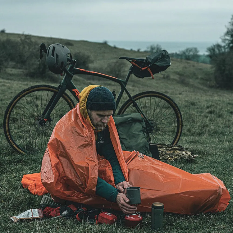 Life Systems Mountain Survival Bag