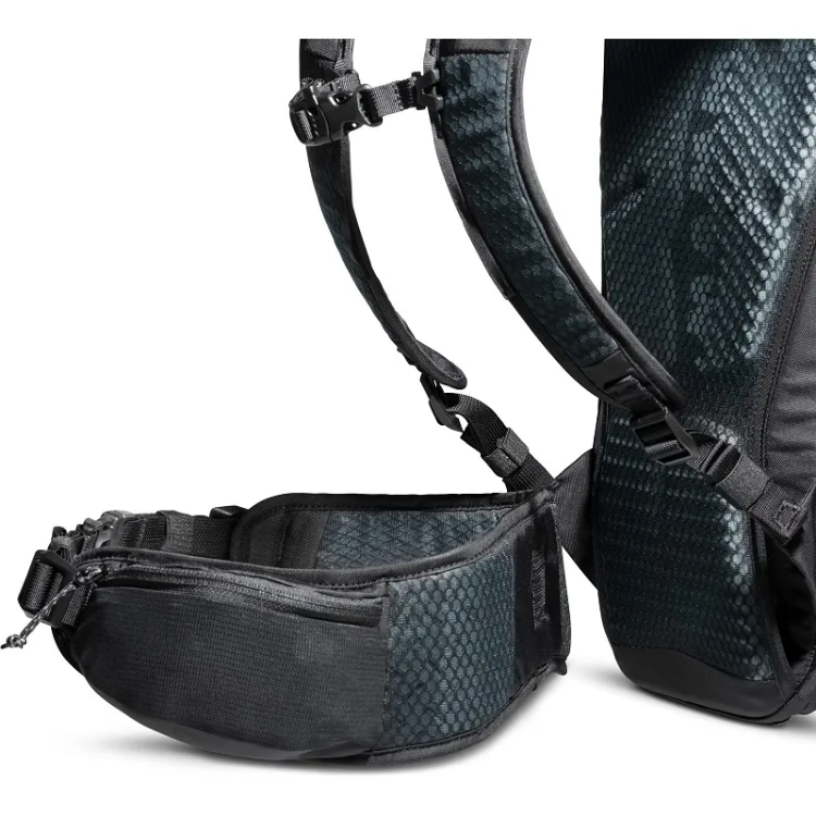 Mammut Lithium 20 in Black