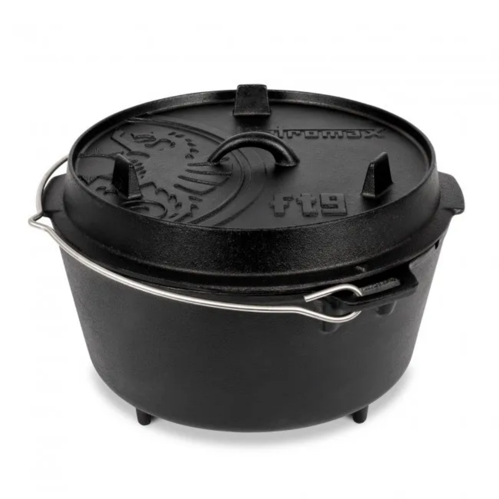 Petromax Dutch Oven with Legs in 7.5L