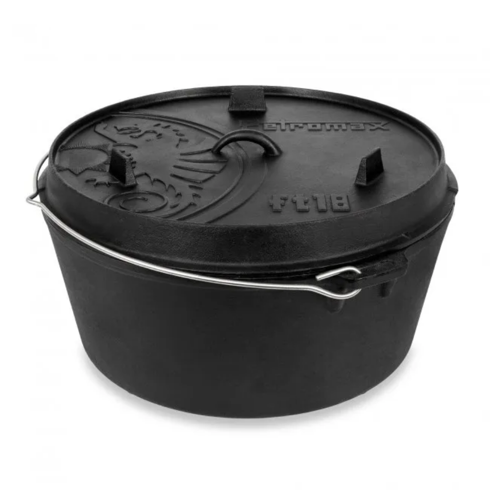 Petromax Dutch Oven with Legs in 16.1L