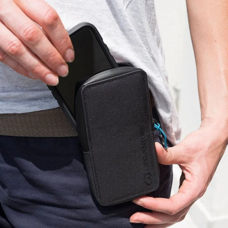 Lifeventure RFiD Phone Wallet