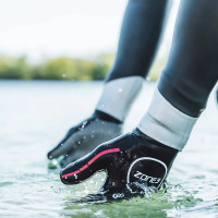 Zone3 Heat-Tech Swim Gloves