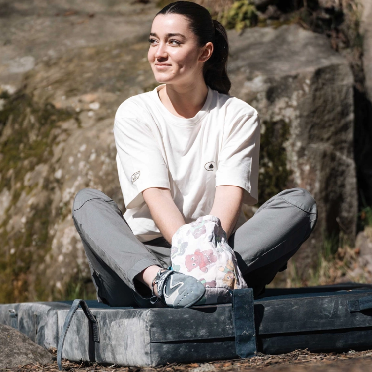 Looking For Wild Laila Peak Cargo Pant - Beetle