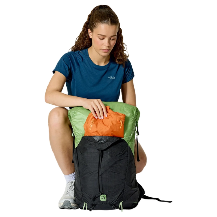 Rab Syclon XP 38ND - Black / Dark Fig Green