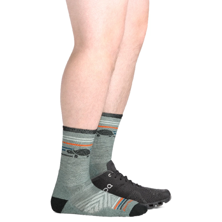 Darn Tough Men's Pacer Micro Crew Ultra-Lightweight Running Socks - Seafoam