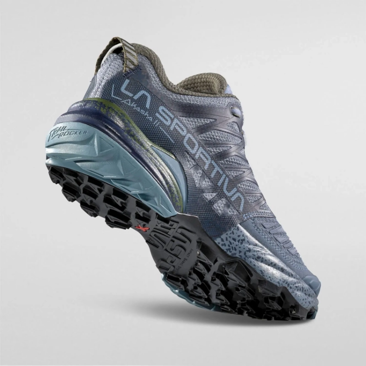 La Sportiva Akasha II Women's - Limestone/Cypress