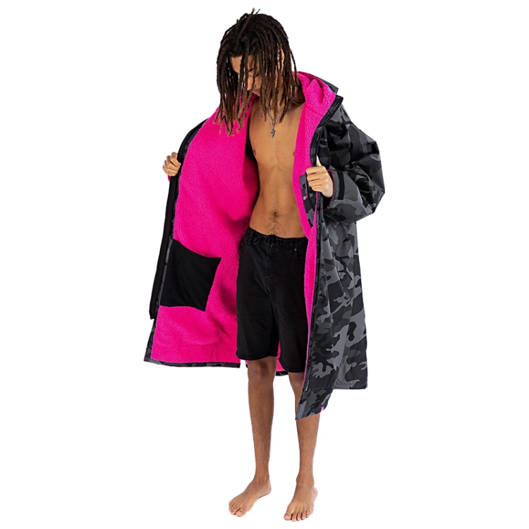 Dryrobe Advance Long Sleeve - Black Camo / Pink