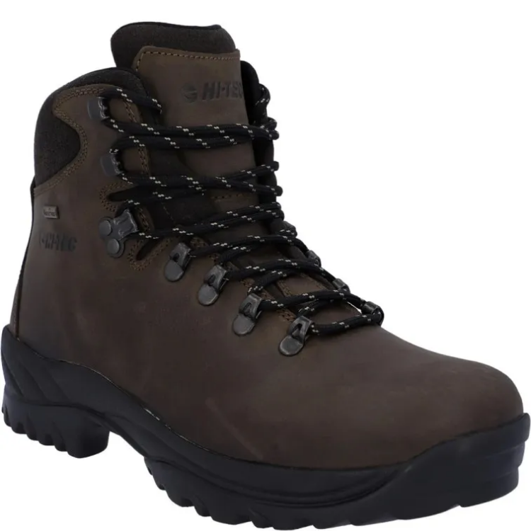 Up and Under Centre Boot 1